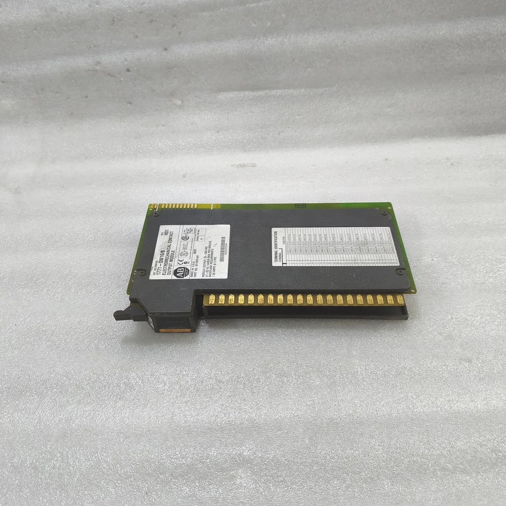 A Bradley 1771-OW16/B Electromechanical Contact Output Module 24-250VAC