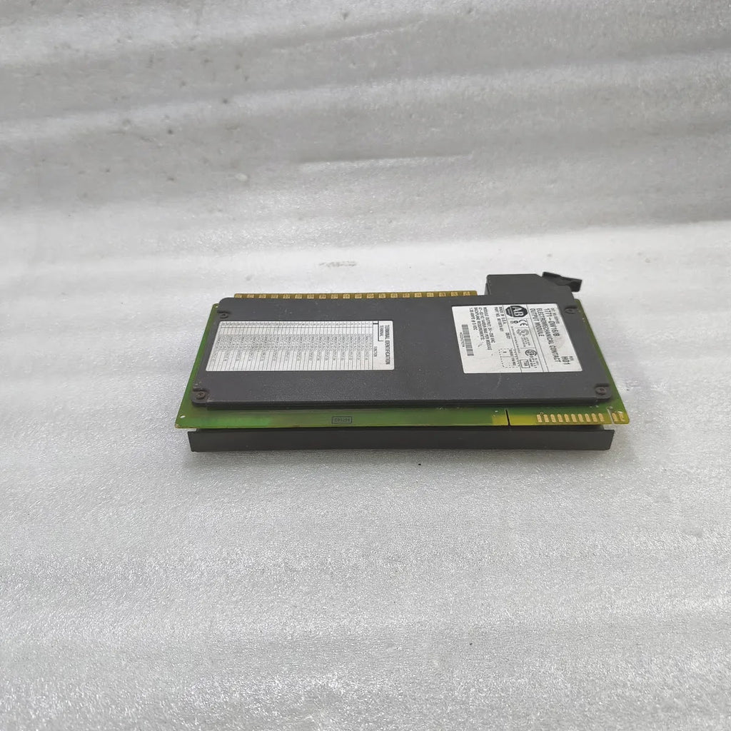 A Bradley 1771-OW16/B Electromechanical Contact Output Module 24-250VAC