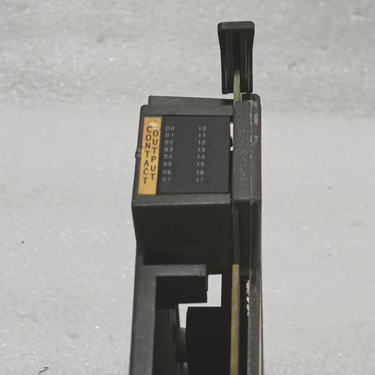 A Bradley 1771-OW16/B Electromechanical Contact Output Module 24-250VAC
