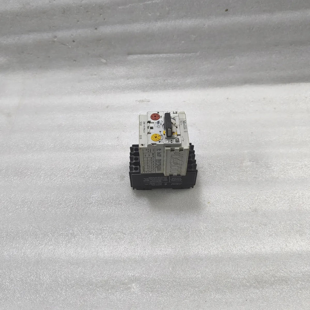 Moeller ZM-16-PKZ2 PKZ 2 Motor Breaker Trip Module 0.6-40A 600V AC 3-Phase