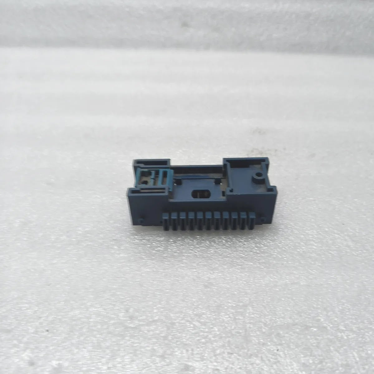 MULTICOM-ESB 201900001 Bus Terminator Module 12-Pin