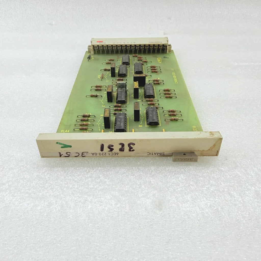 SIEMENS 6EC1220-0A SIMATIC C1 RS Memory Flip-Flop Module 8-Channel