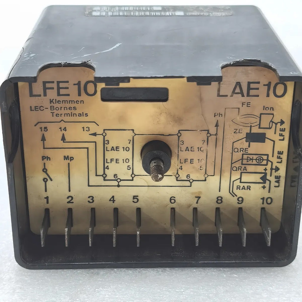 LANDIS & GYR LAE10 Flame Safeguard Burner Control Unit