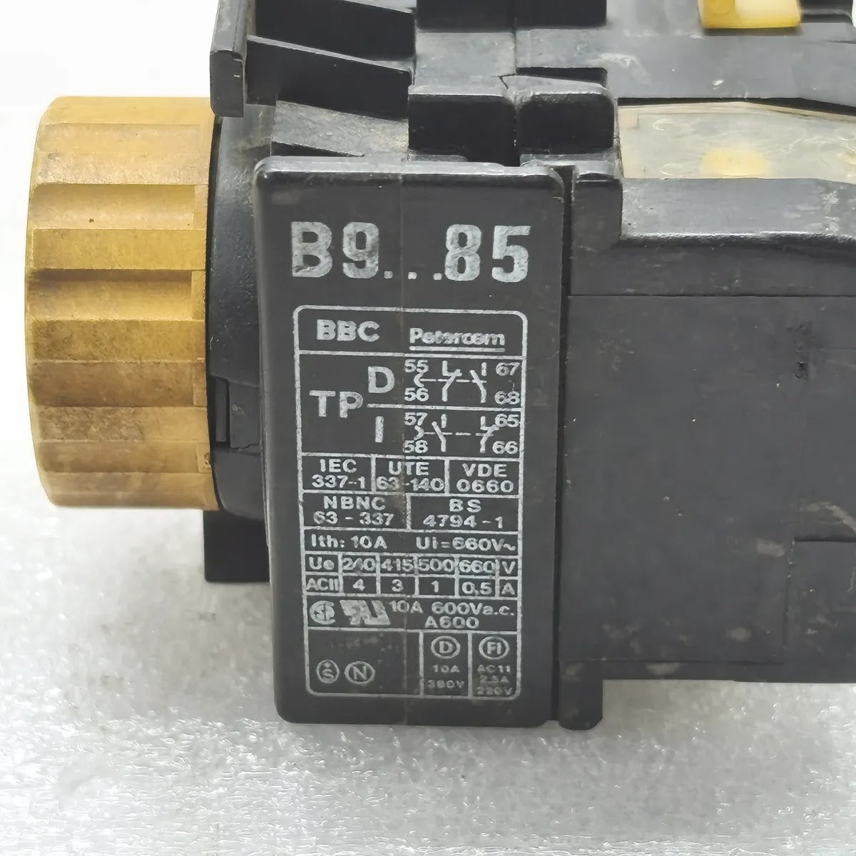 BBC TP40D Pneumatic Timer Block 0.1-40s 10A 660V
