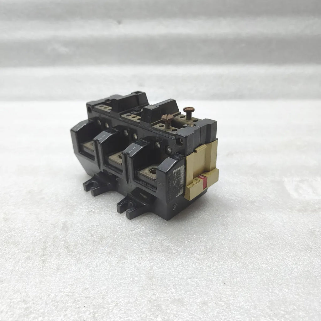 A Bradley 592-BOV16 Eutectic Alloy Overload Relay 40A 3P