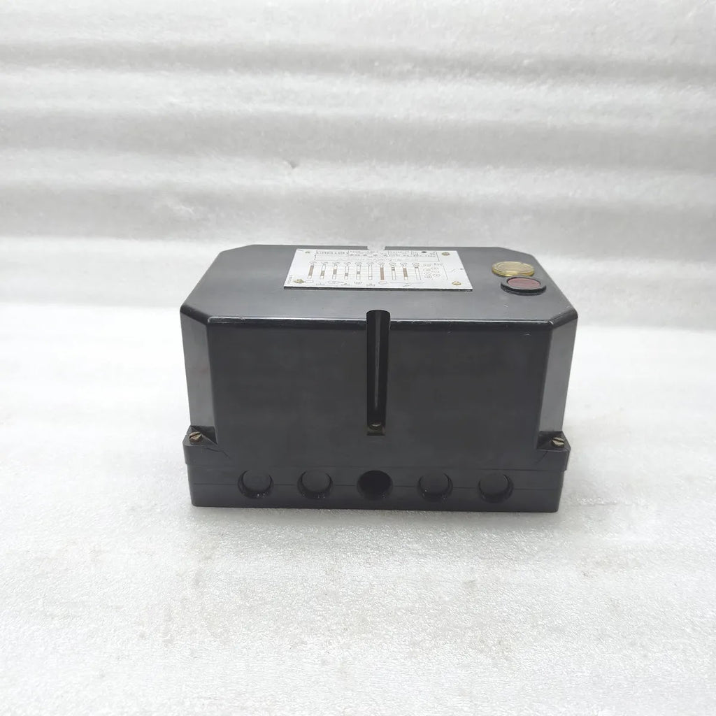 LANDIS & GYR LAE1 Oil Burner Control 220-240V 50Hz