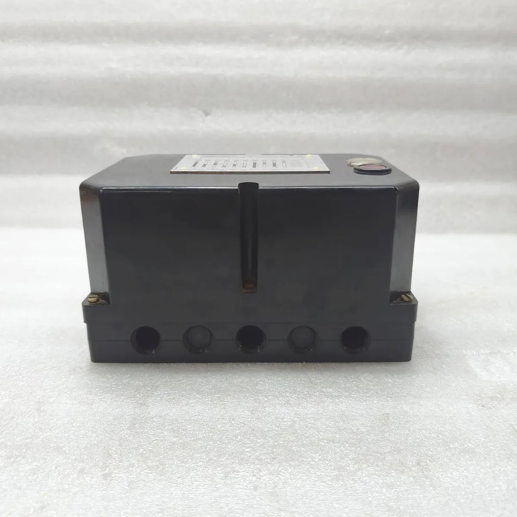 LANDIS & GYR LEC1 Serie 02 Burner Control Unit 220-240V