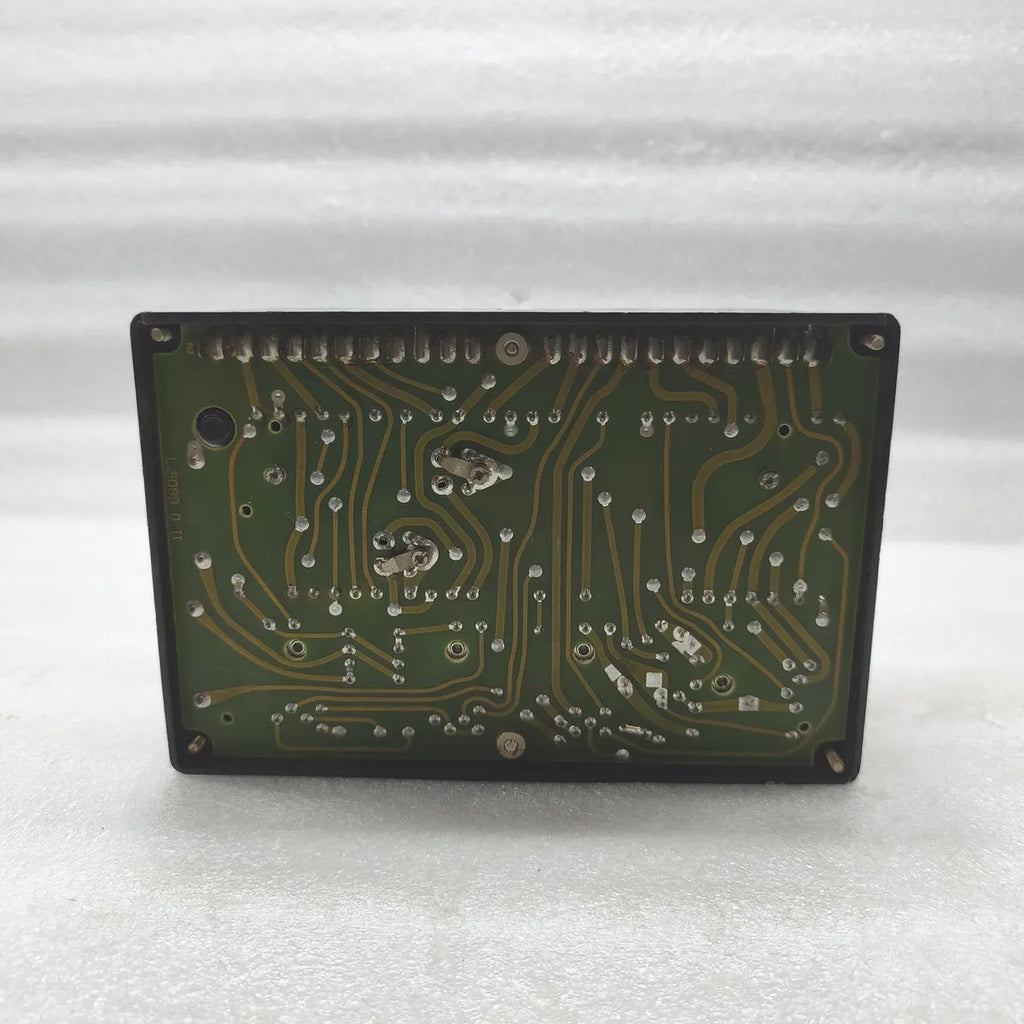 LANDIS & GYR LEC1/8853 Burner Control Unit 220-240V 50Hz WITHOUT BASE PLATE