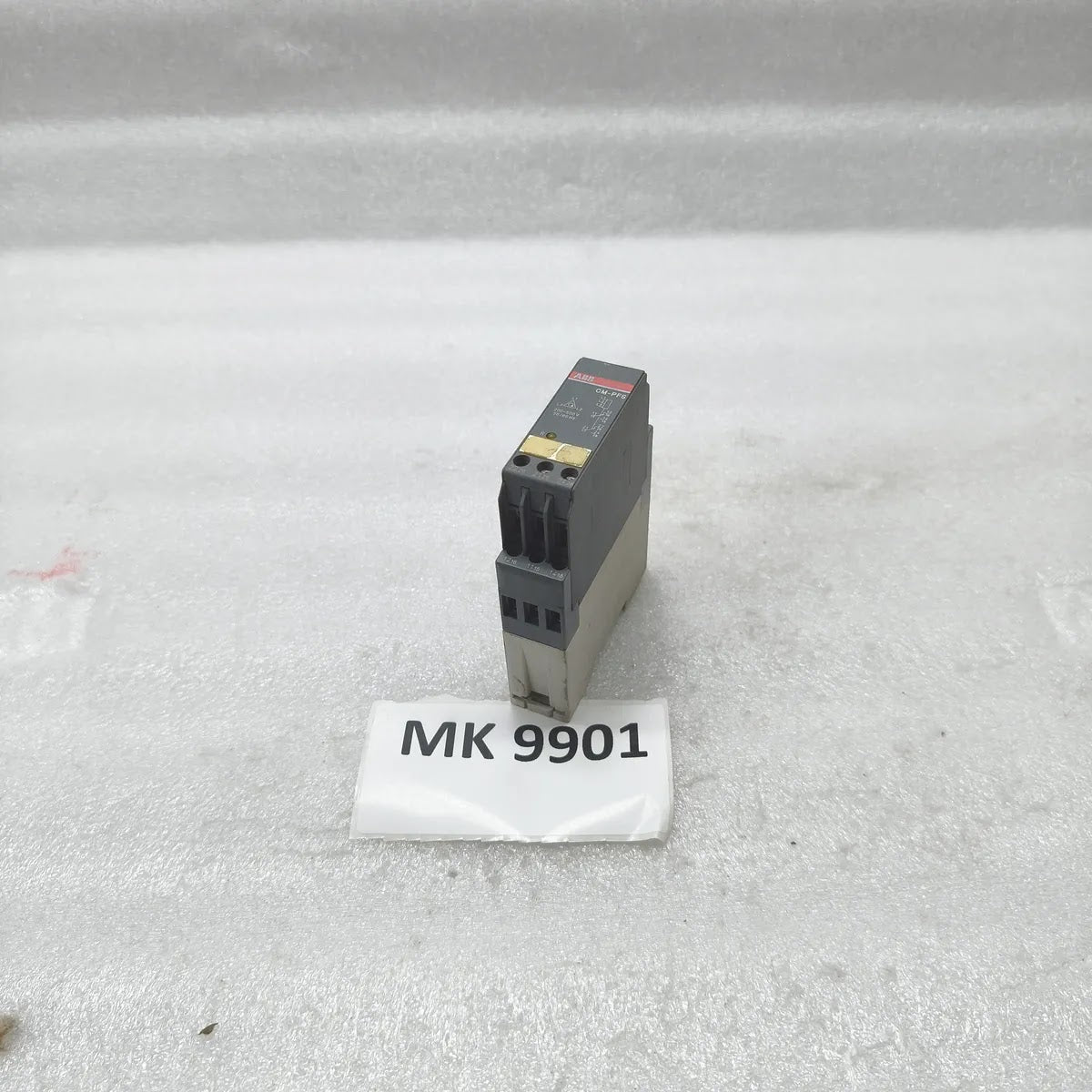 ABB CM-PFS 1SVR430824R9300 Phase Sequence Monitoring Relay 200-500V