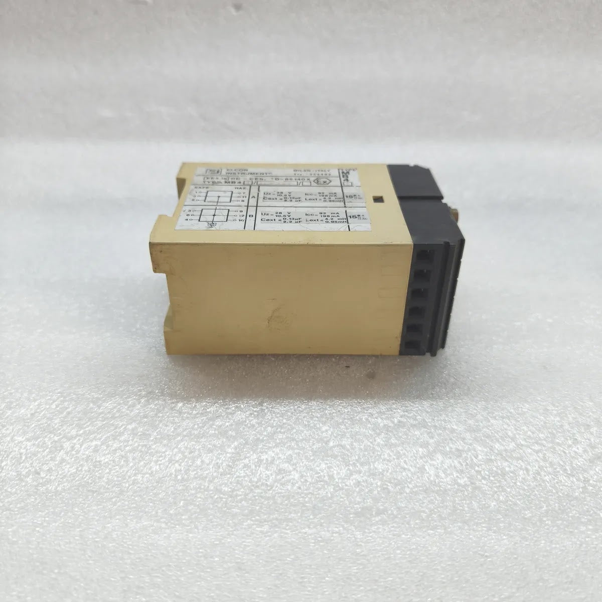 ELCON INSTRUMENTS MB4 Multiple Zener Barrier 28V 92mA