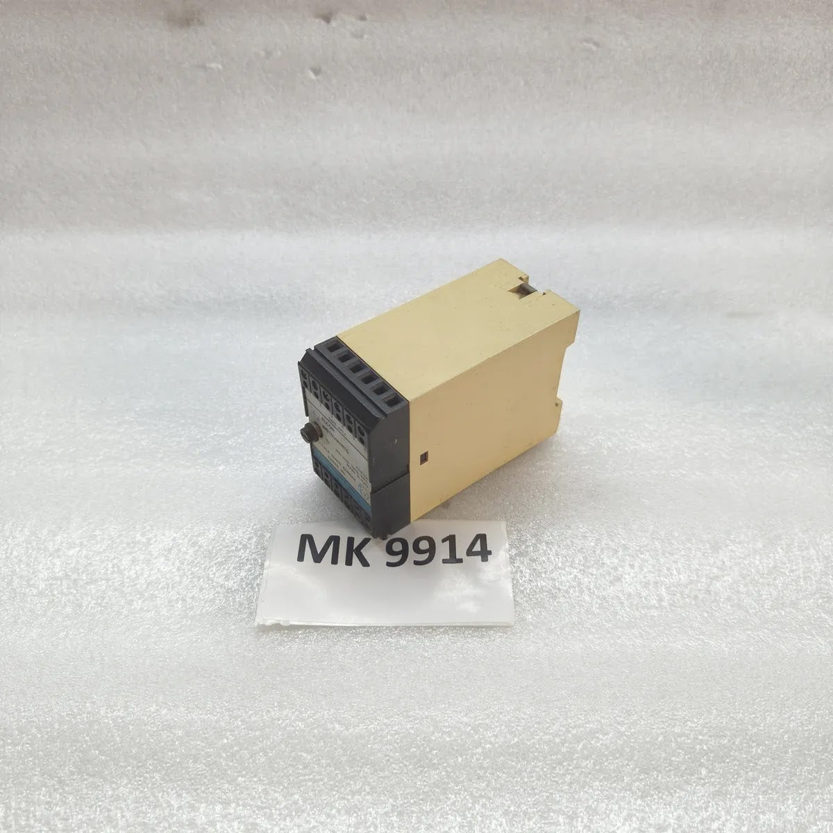 ELCON INSTRUMENTS MB4 Multiple Zener Barrier 28V 92mA