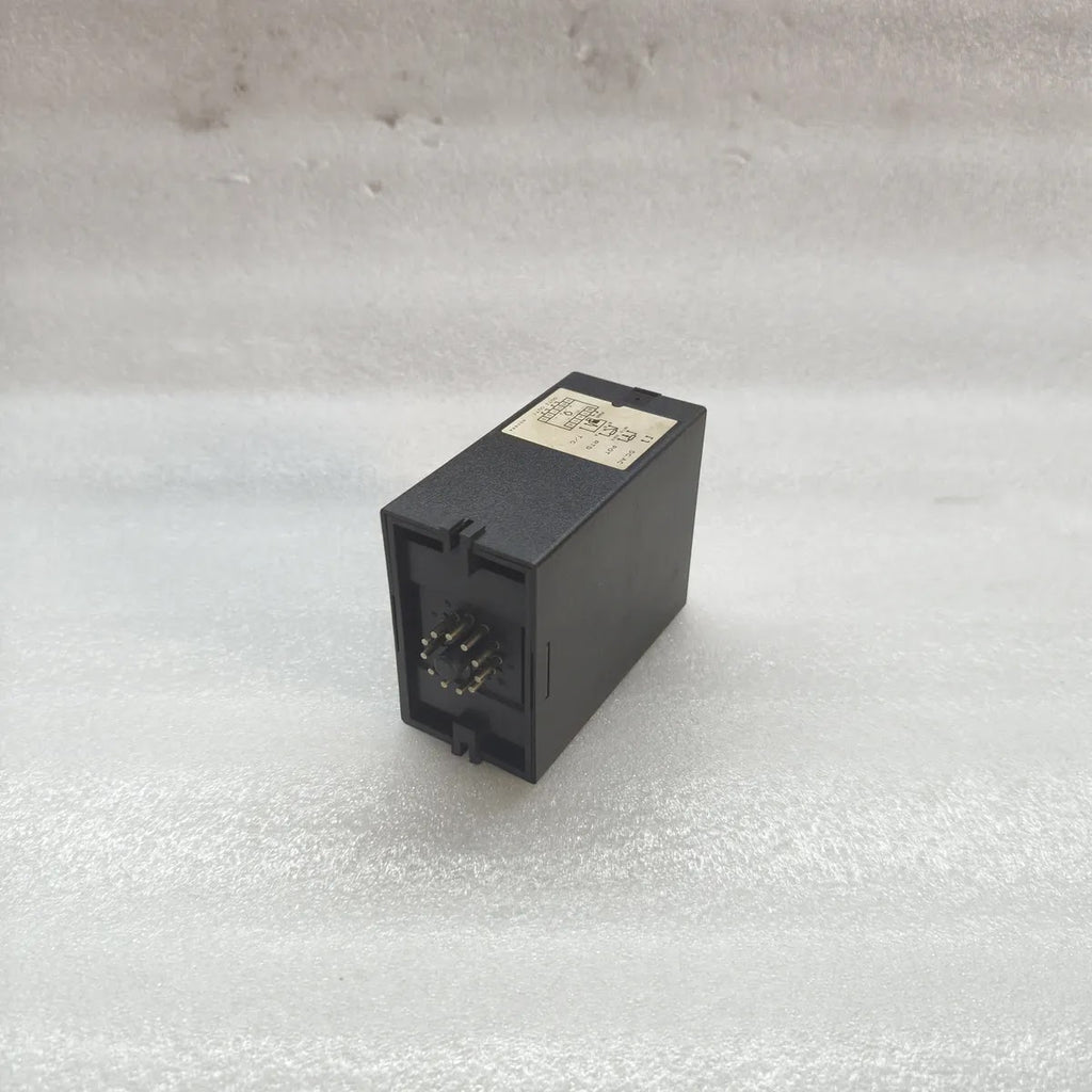 M-SYSTEM WVS-4WAA-H Signal Transmitter -10-10V DC to 4-20mA 220V AC