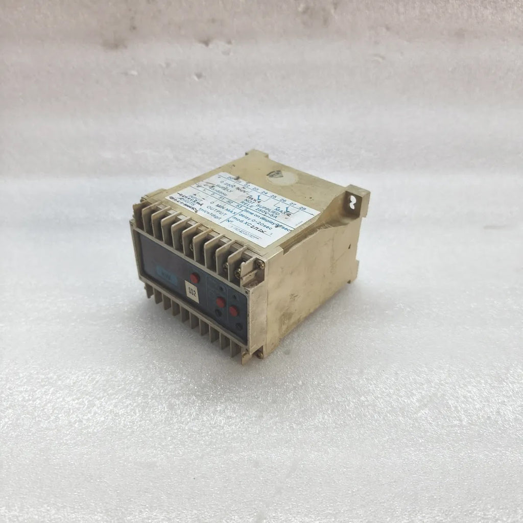 FRER SC 1033S kW Digital Panel Meter Alarm Relay 220/100V 45-65Hz Input