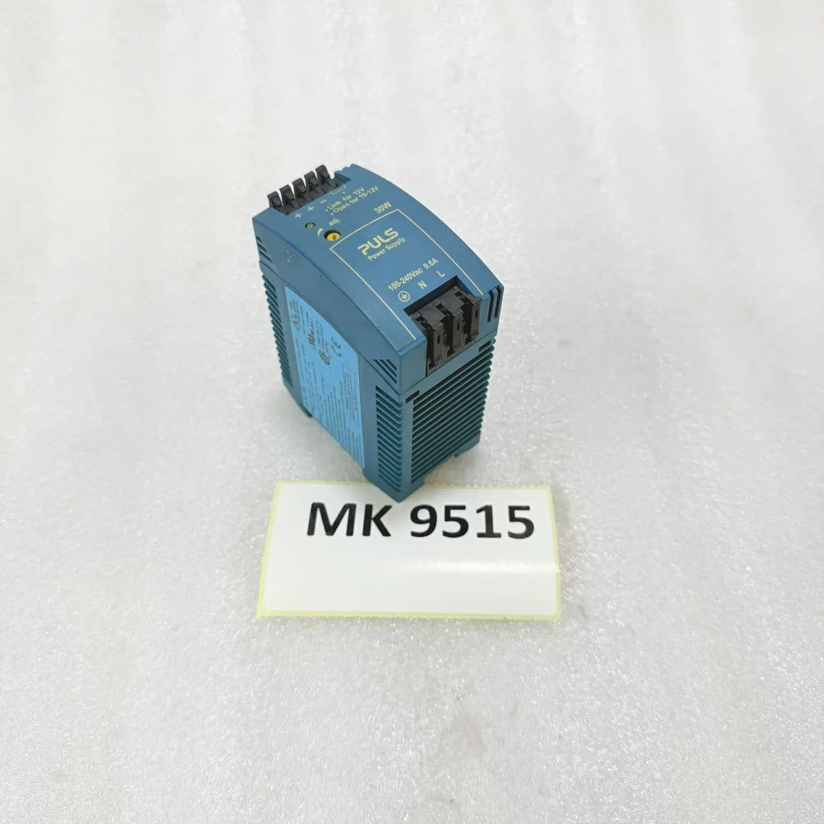 Puls ML30.102 Industrial Power Supply 30W 12V 2.5A 100-240Vac Pre-Owned