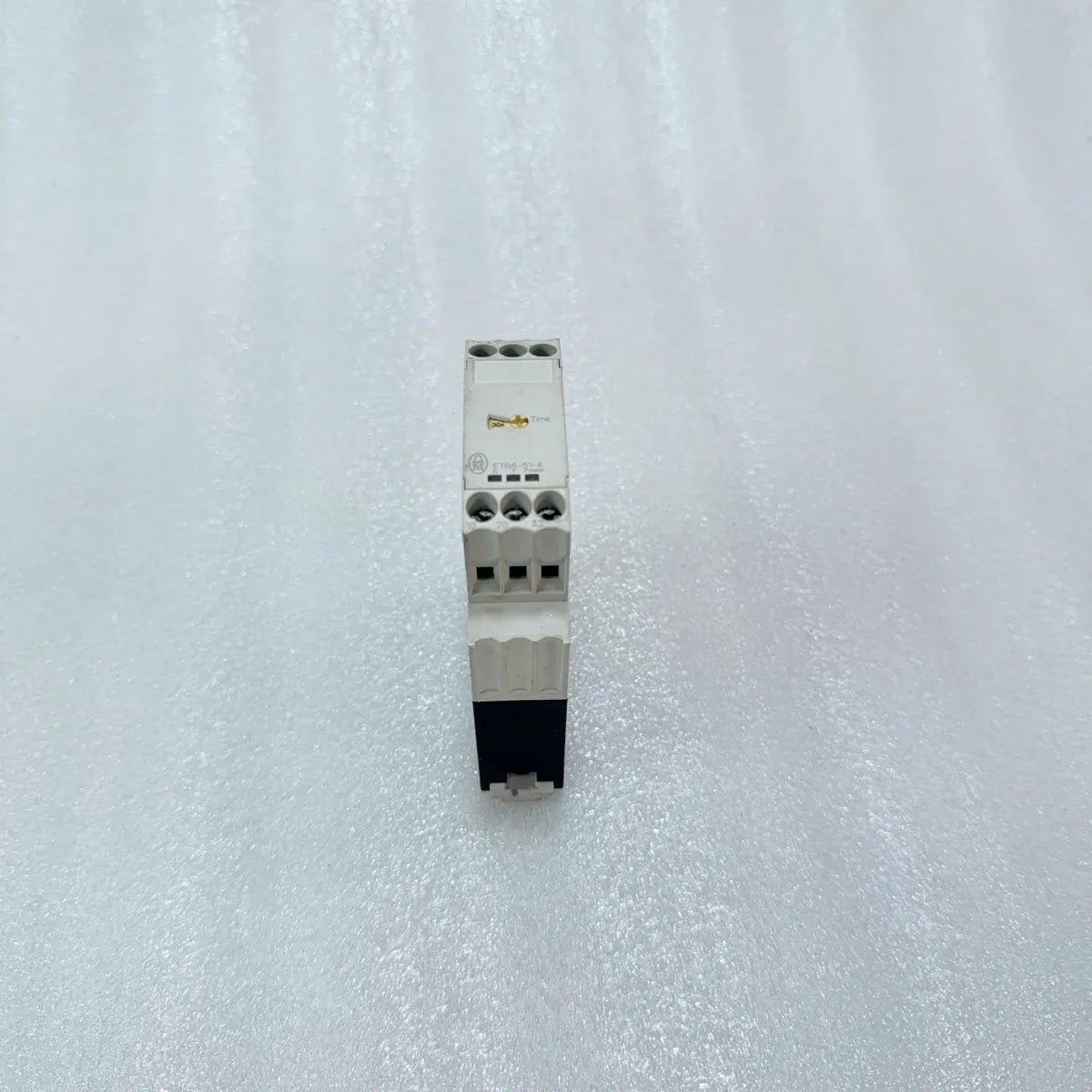 Moeller ETR4-51-A On-Delay Timing Relay 3-60s 24-240V AC/DC Ue 240/400V