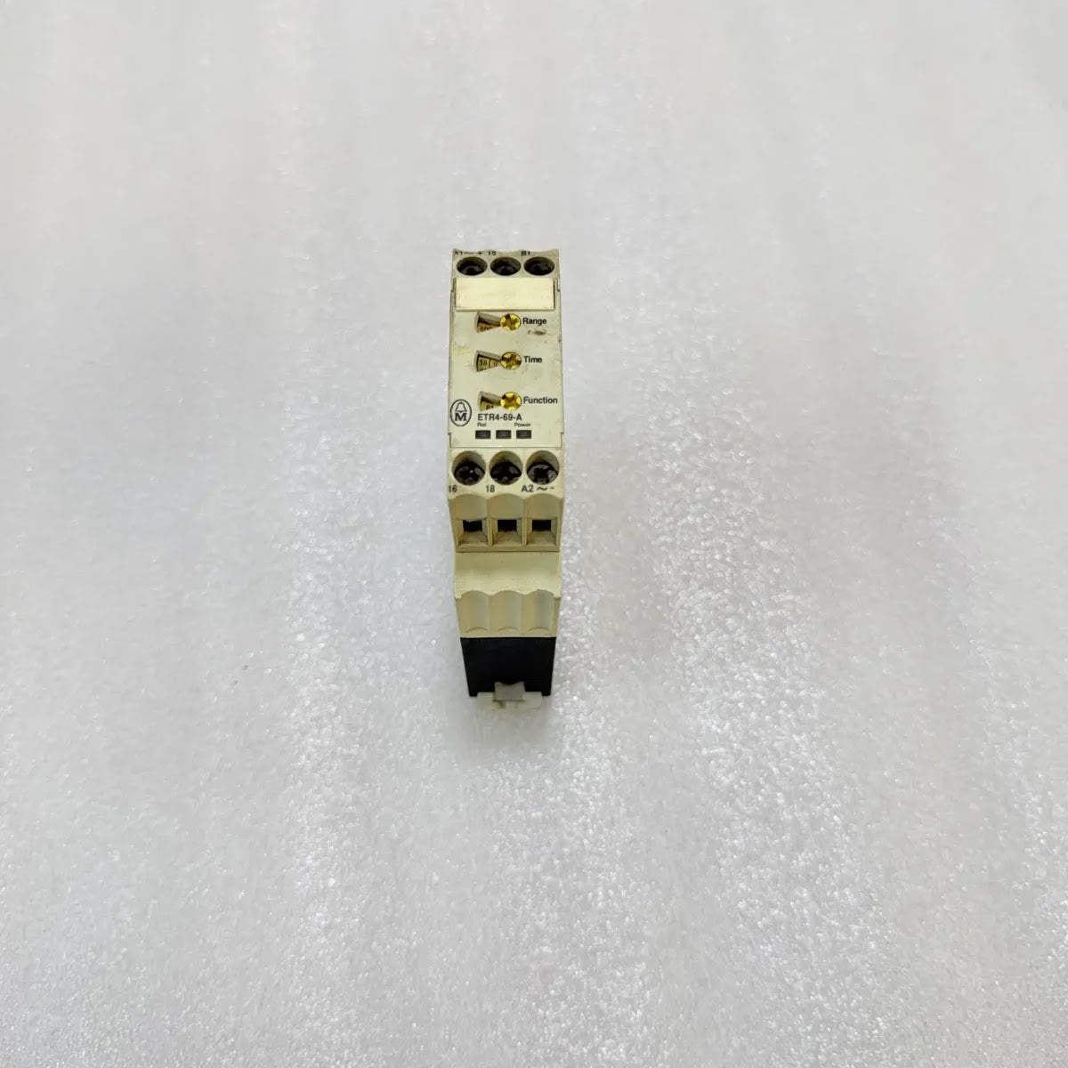 Moeller ETR4-69-A Multifunction Timing Relay 0.05s-100h 24-240V AC/DC Pre-Owned
