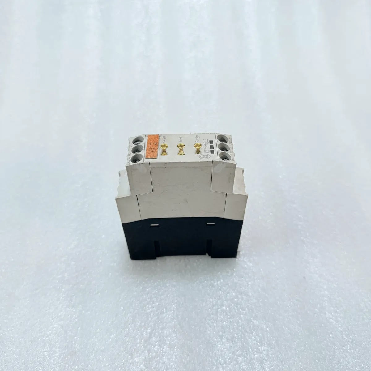 Moeller ETR4-69-A Multifunction Timing Relay 0.05s-100h 24-240V AC/DC Pre-Owned
