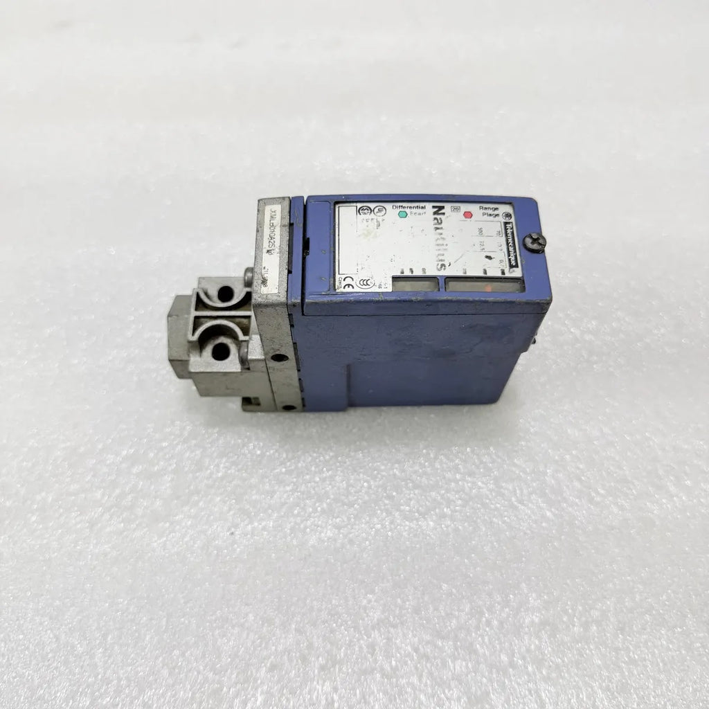 TELEMECANIQUE NAUTILUS XMLB010A2SLB DIFFERENTIAL PRESSURE SWITCH