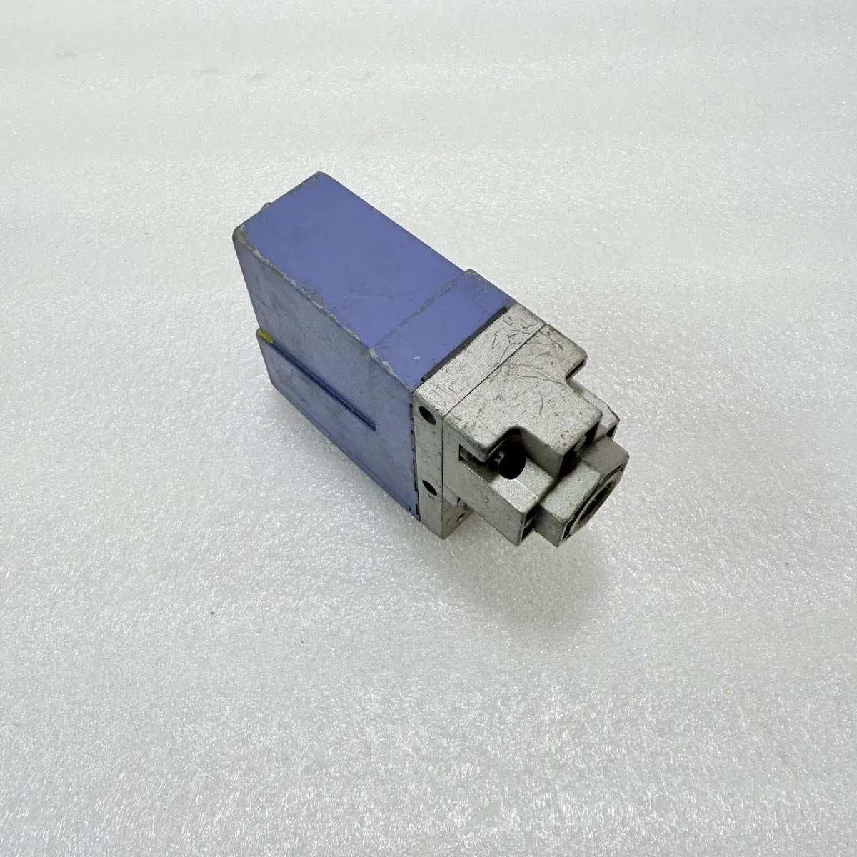 TELEMECANIQUE NAUTILUS XMLB010A2SLB DIFFERENTIAL PRESSURE SWITCH