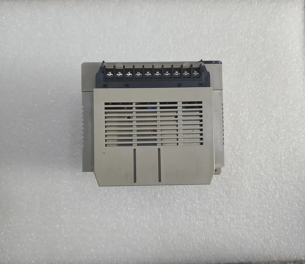 OMRON C200H-RT201 Remote I/O Unit 100-120/200-240VAC