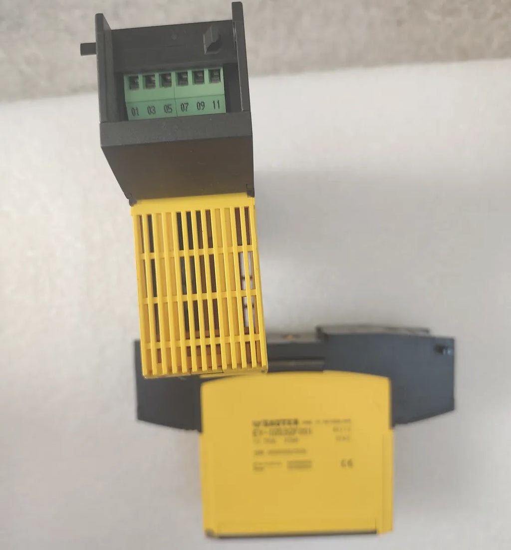 SAUTER EY-IO572F001 modu572 I/O Module 13.5Vdc 120mA