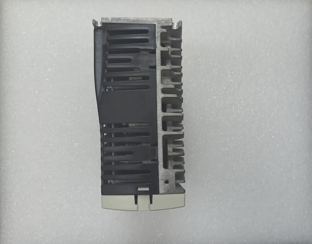 ABB FMH2A09TR-EN43HZ MicroFlex Servo Drive 9A 105-250VAC