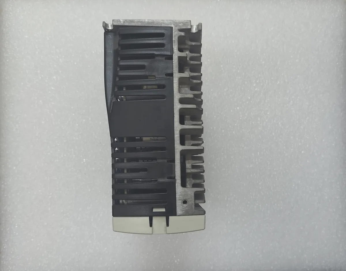 ABB FMH2A09TR-EN43HZ MicroFlex Servo Drive 9A 105-250VAC