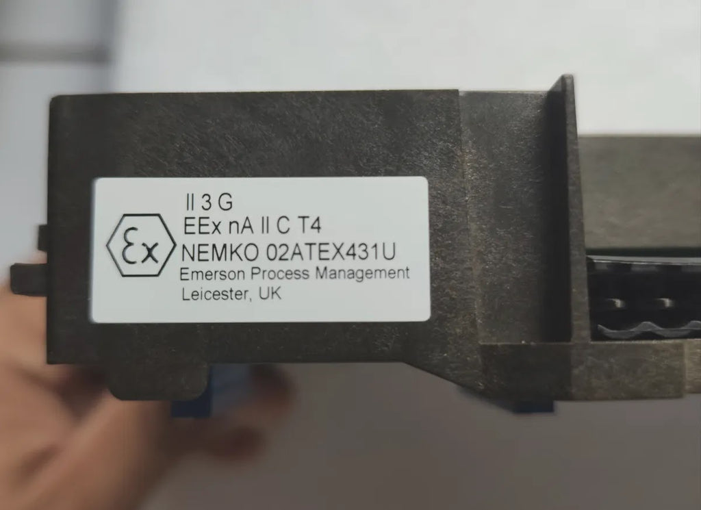 EMERSON KJ4001X1-BE1 DeltaV 8-Wide I/O Carrier 12.6VDC 8A