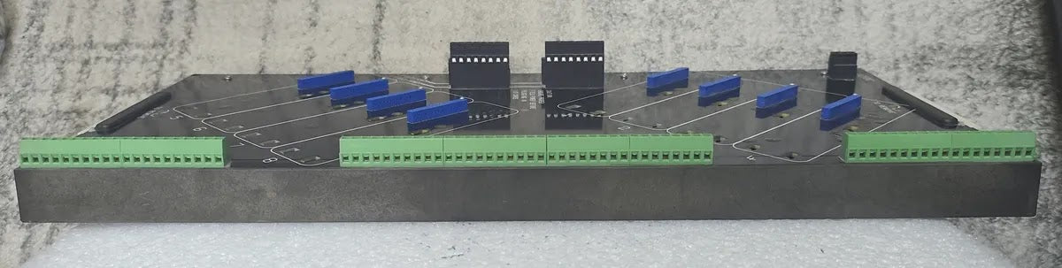 EMERSON KJ4003X1-BA1 DeltaV VerticalPlus I/O Carrier 8-Wide Left 12VDC