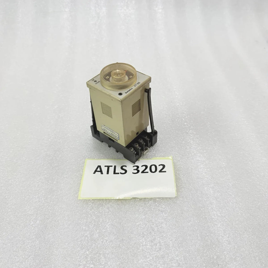 Autonics AT8B Analog Timer 200-240VAC Pre-Owned