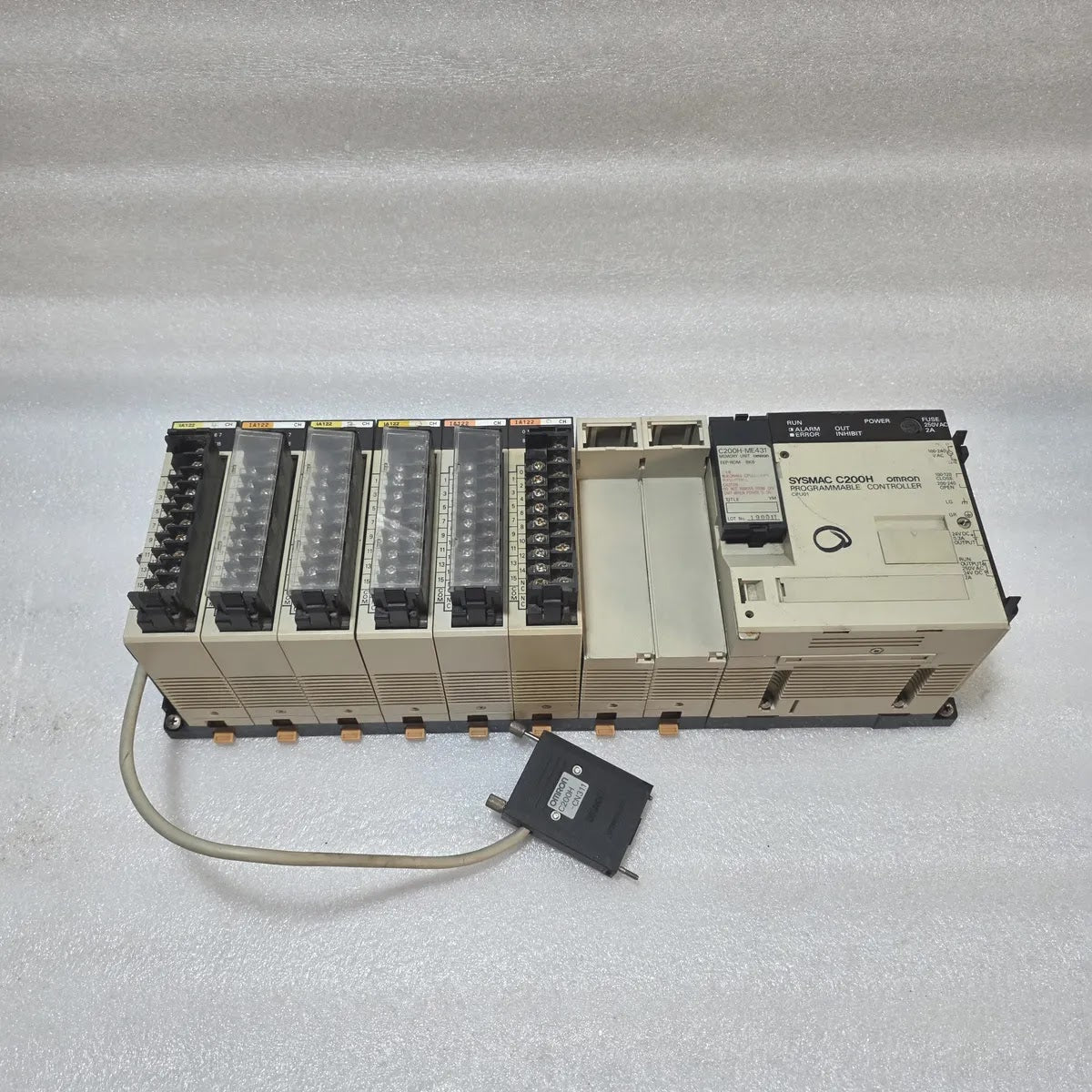 OMRON SYSMAC C200H CPU01 PROGRAMMABLE CONTROLLER WITH IA122 I/O MODULES & ME431