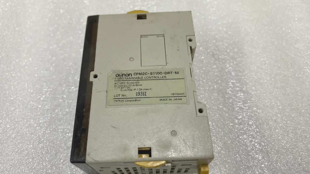 Omron CPM2C-S110C-DRT-NI Programmable Controller PLC DeviceNet 24VDC Pre-Owned