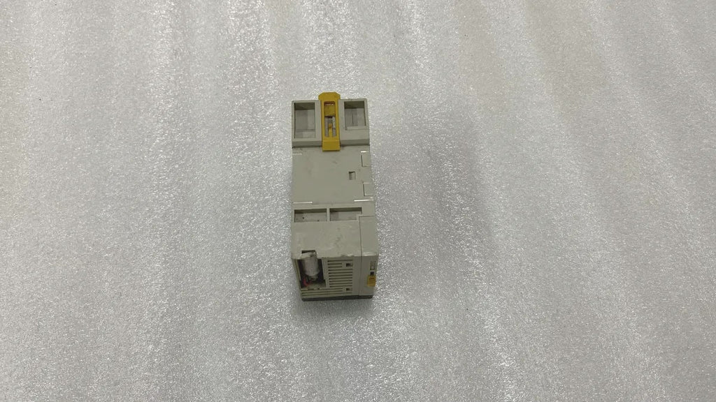 Omron CPM2C-S110C-DRT-NI Programmable Controller PLC DeviceNet 24VDC Pre-Owned
