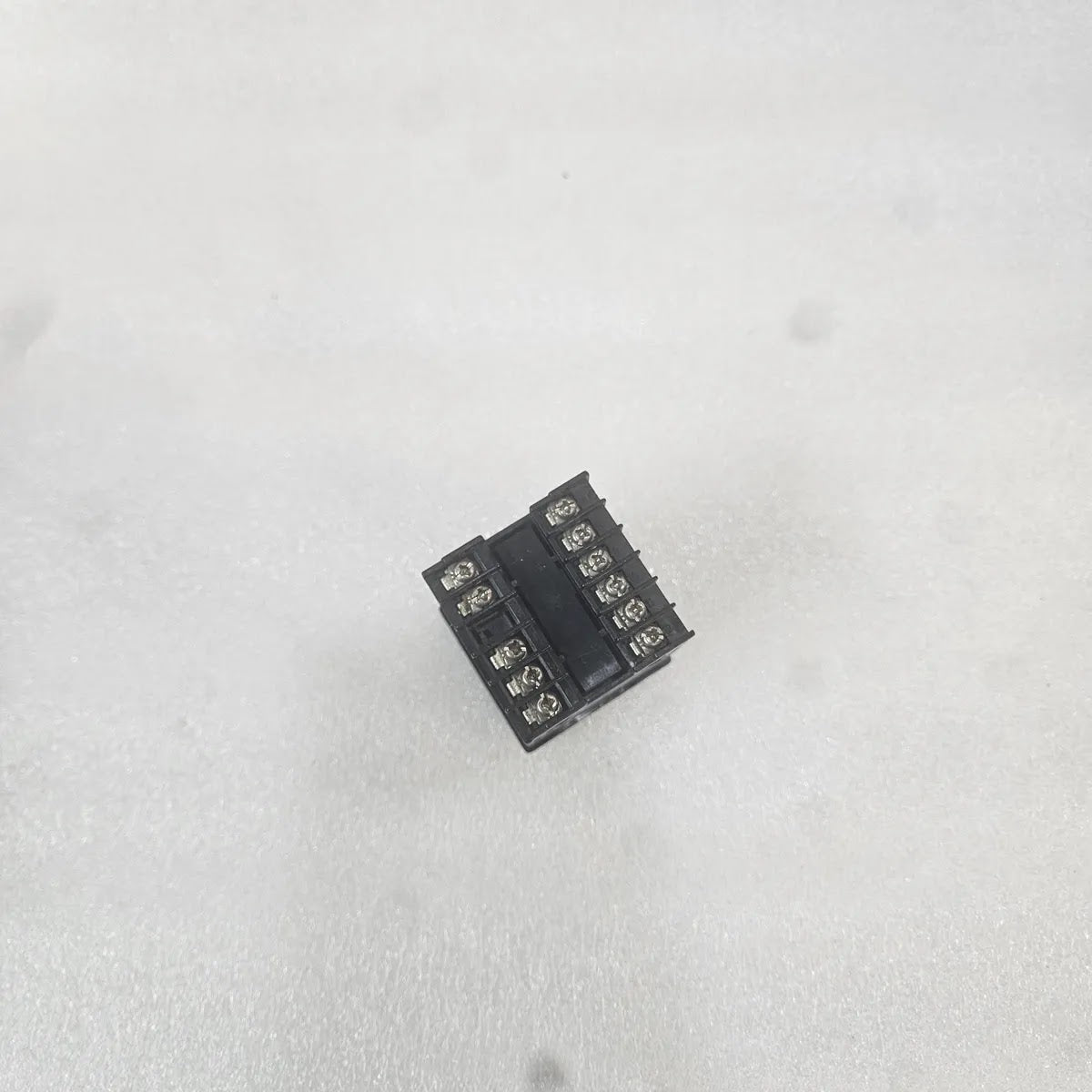 Omron E5CC-QX2ASM-800 Digital Controller Temperature For Parts - FOR PARTS