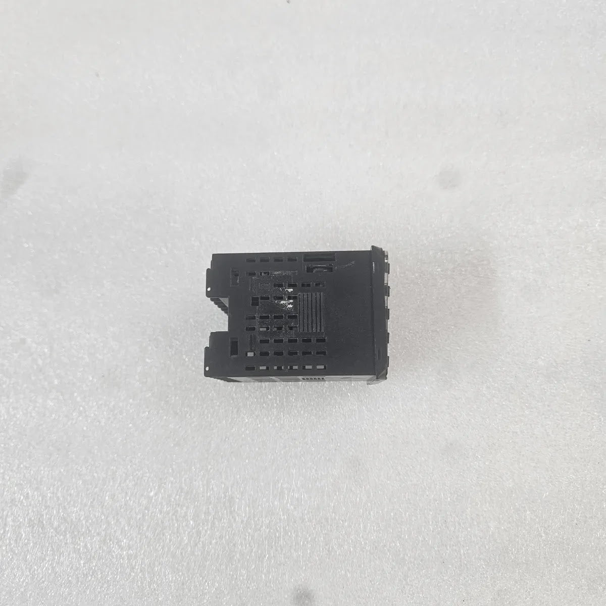 Omron E5CC-RX2ASM-800 Digital Controller 100-240VAC For Parts - FOR PARTS