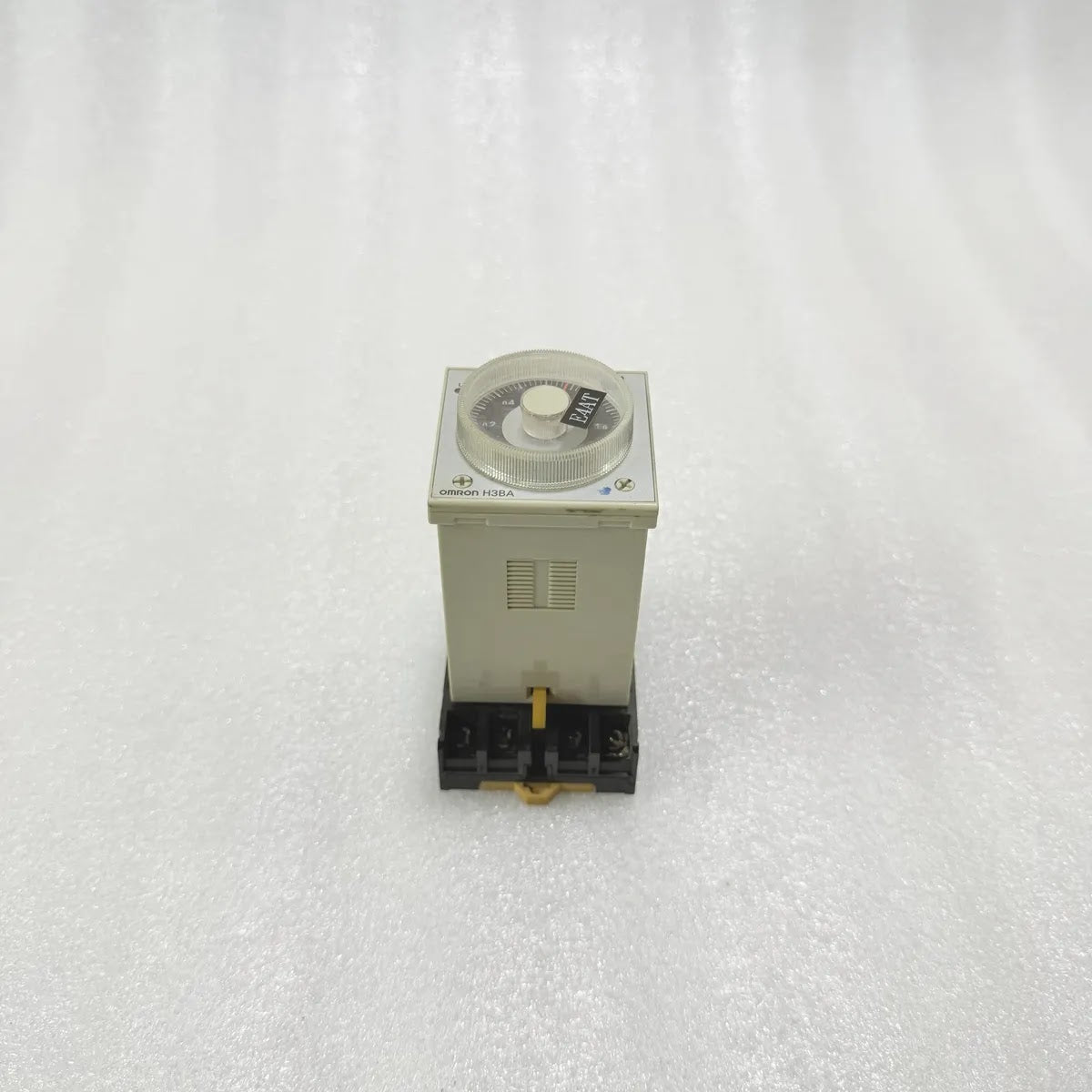 Omron H3BA-N8H Timer 24VDC Pre-Owned