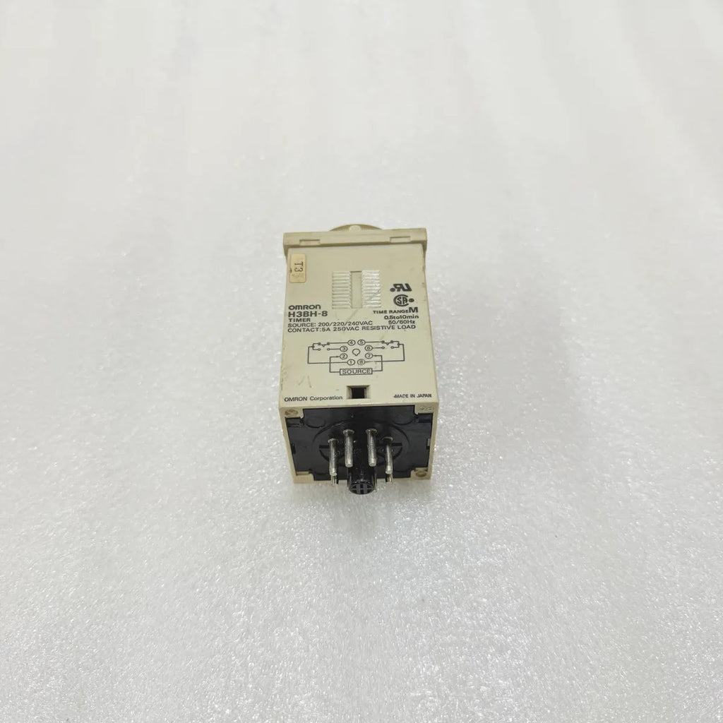 Omron H3BH-8 Timer 200-240VAC 0.5s-10min Pre-Owned