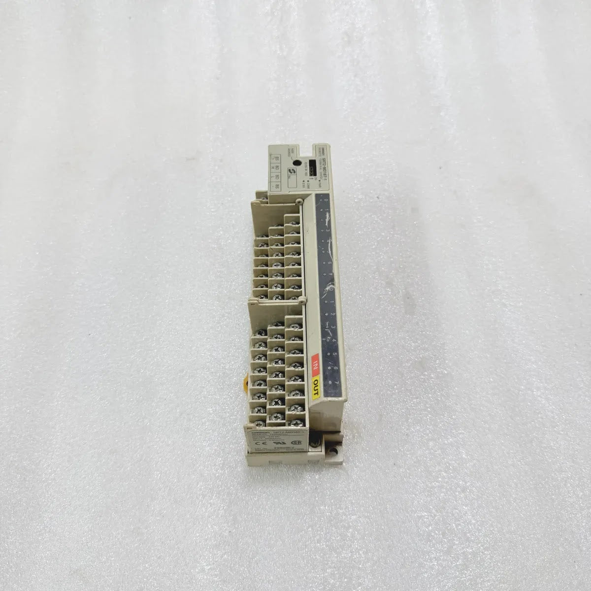Omron SRT2-MD16T-1 CompoBus-S Remote Terminal 24VDC Pre-Owned
