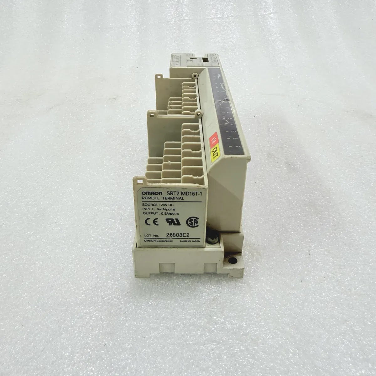 Omron SRT2-MD16T-1 CompoBus-S Remote Terminal 24VDC Pre-Owned