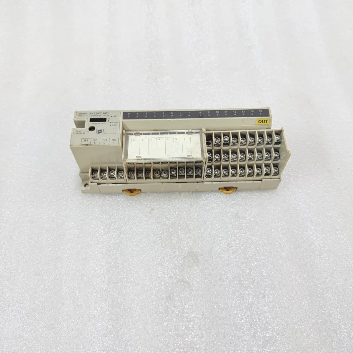 Omron SRT2-OD16T-1 CompoBus-S Remote Terminal 16 Output Pre-Owned
