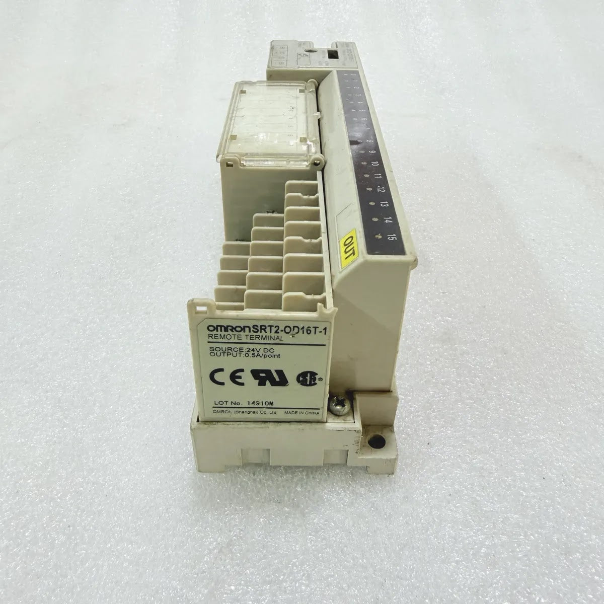 Omron SRT2-OD16T-1 CompoBus-S Remote Terminal 16 Output Pre-Owned