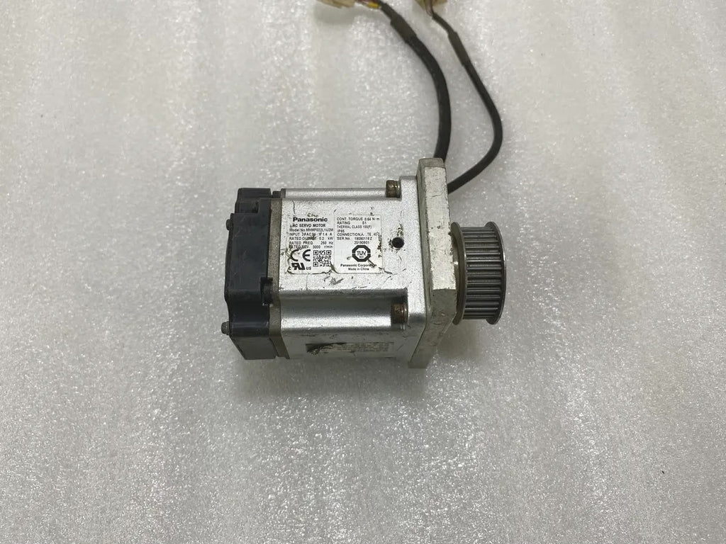 Panasonic MHMF022L1U2M AC Servo Motor 200W 3000rpm MINAS A6 IP65 Pre-Owned