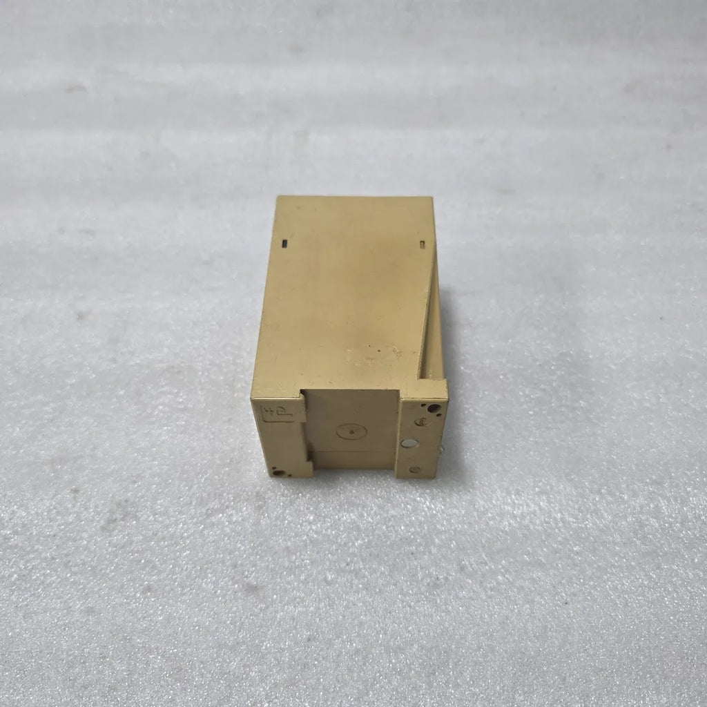 Pepperl+Fuchs WE77/Ex-2 Safety Barrier Relay 129198 230VAC Pre-Owned