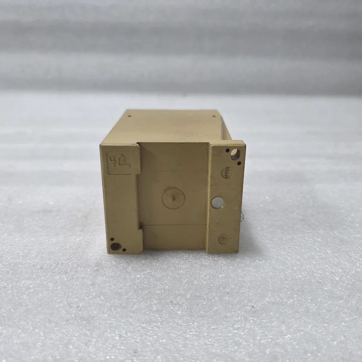 Pepperl+Fuchs WE77/Ex-2 Safety Barrier Relay 129198 230VAC Pre-Owned