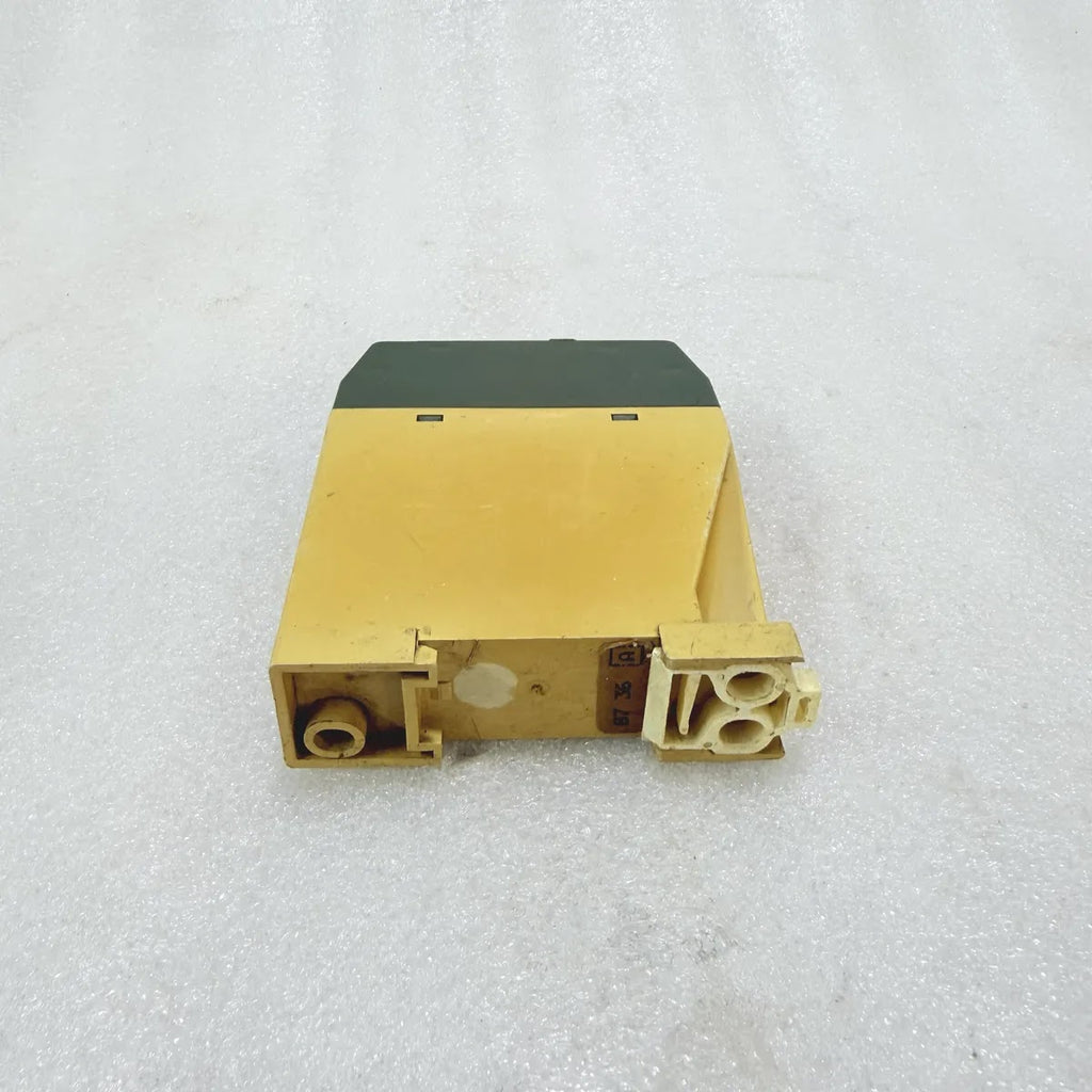 Telemecanique RE2-TA1112M Timing Relay 110-240V 0.15-3s Pre-Owned