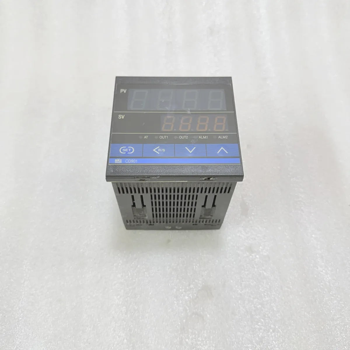 RKC CD901 CH902 Temperature Controller FK02-M'AN-NN Pre-Owned