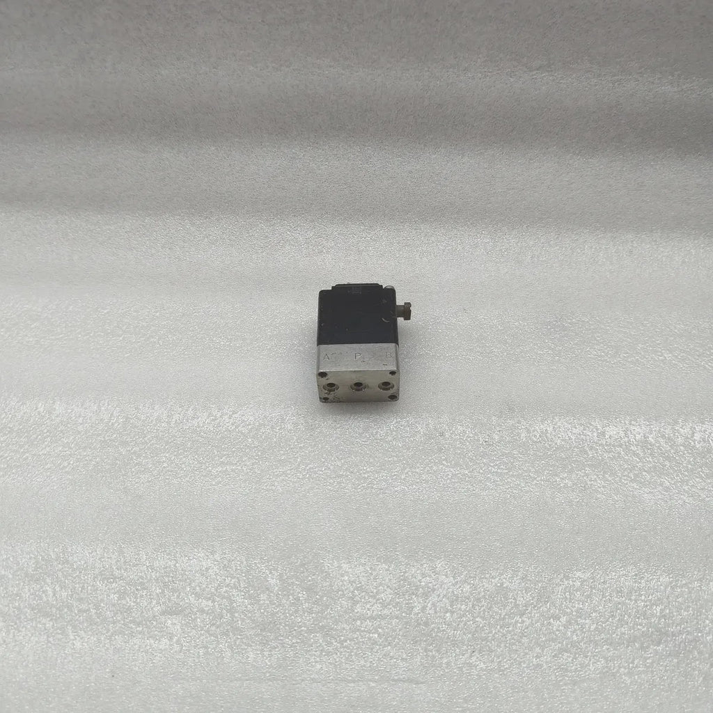 Burkert 331/F Solenoid Valve 24V DN 3A Vak-6 Bar 3/2-Way