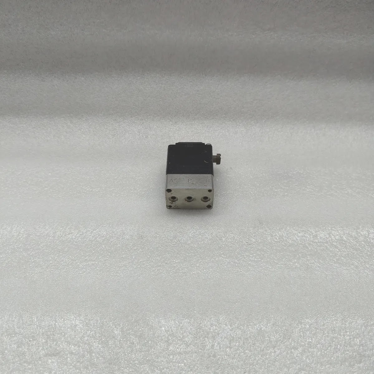 Burkert 331/F Solenoid Valve 24V DN 3A Vak-6 Bar 3/2-Way