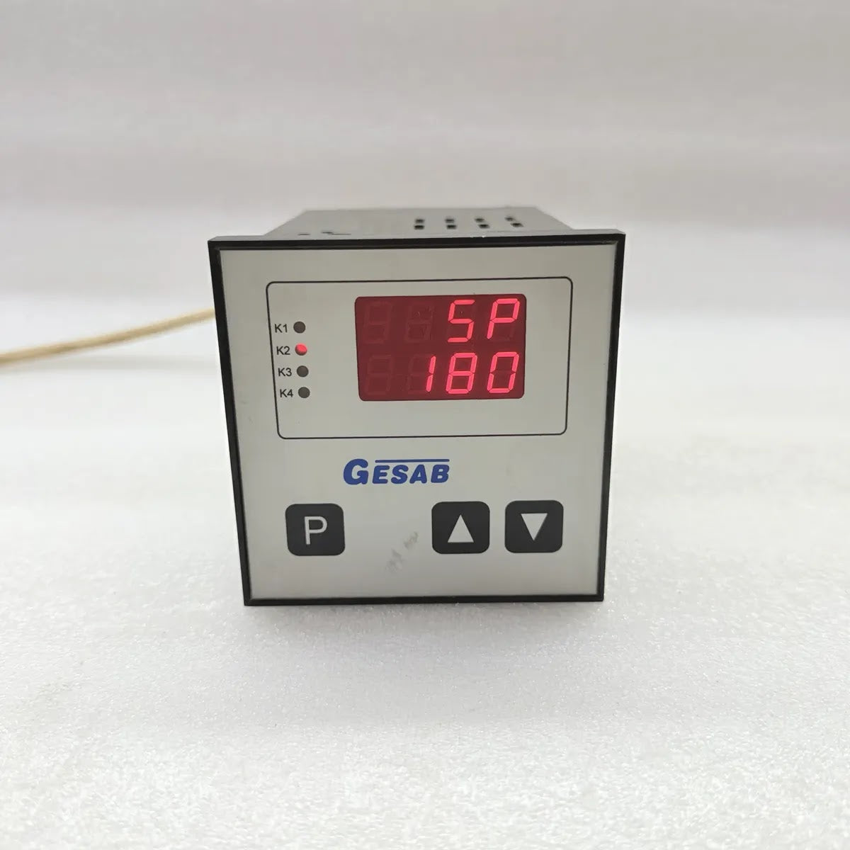 GESAB 93GS40a Temperature Controller 230V 48-62Hz 4 Relay Outputs Pt100 Input