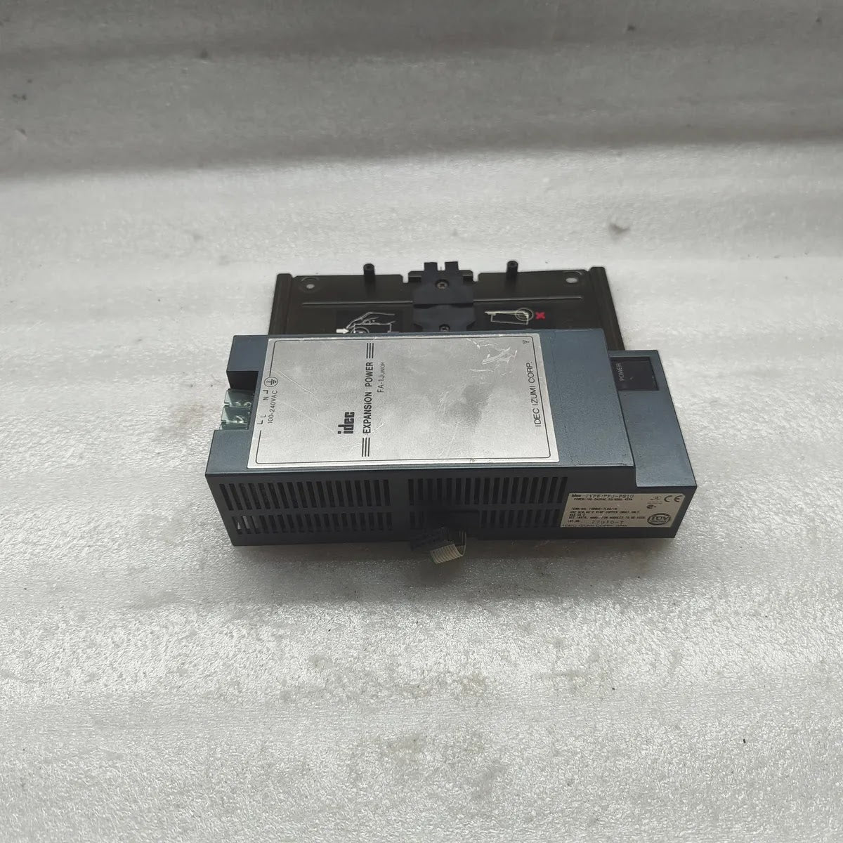 IDEC PFJ-PS1U Expansion Power Supply FA-1Junior 100-240VAC 50/60Hz 45VA